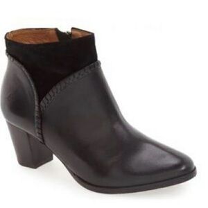 Jack Rogers Chandler Ankle Boots